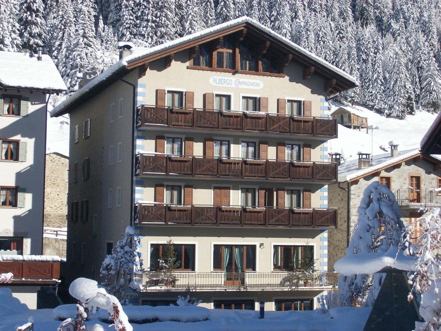 Hotel Compagnoni سانتا كاترينا فالفورفا المظهر الخارجي الصورة